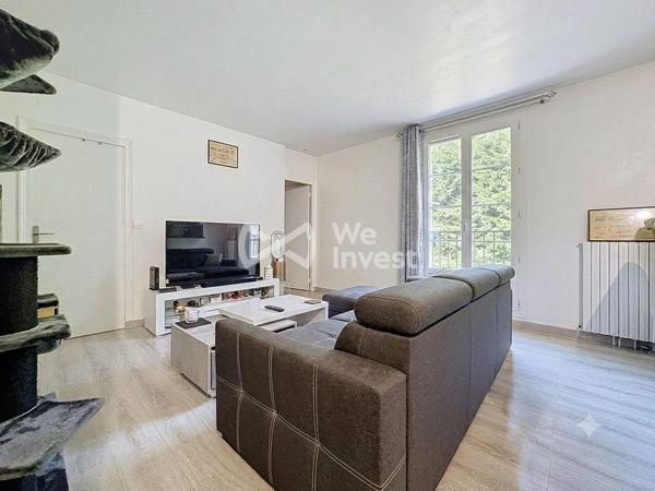 Appartement F2 vendu loué avec cave et parking – Crécy-la-Chapelle