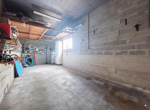 Propriété rénovée avec raffinement Vue panoramique Piscine
