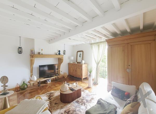 Propriété rénovée avec raffinement Vue panoramique Piscine