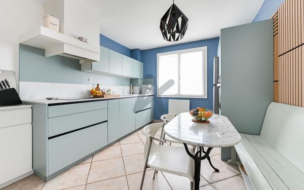 EXCLUSIVITE - Saint-Didier-Au-Mont-d'Or - Dernier étage - Apparement de 116m2 - 3 chambres - Balcon - Garage D
