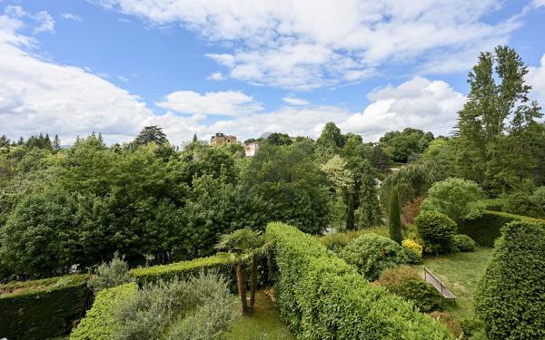 EXCLUSIVITE - Saint-Didier-Au-Mont-d'Or - Dernier étage - Apparement de 116m2 - 3 chambres - Balcon - Garage D