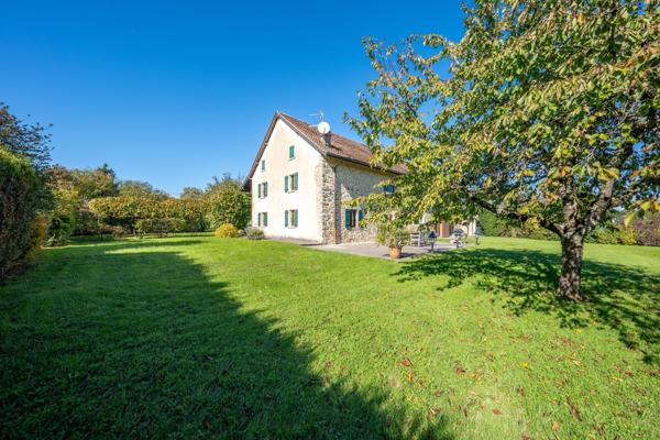 Vente Maison de luxe Massongy 8 Pièces 309 m²