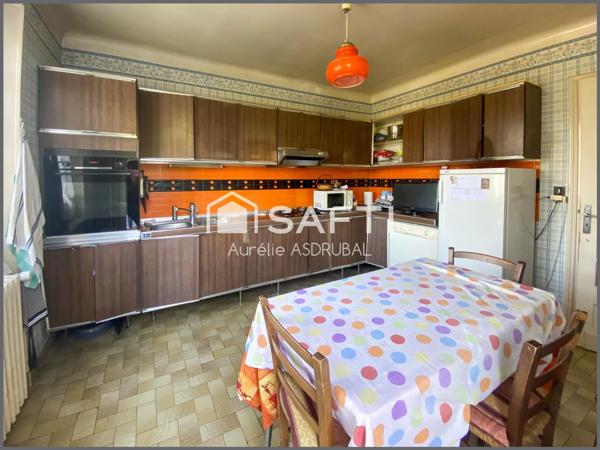 Belle Périgourdine de 141 m² avec jardin et piscine