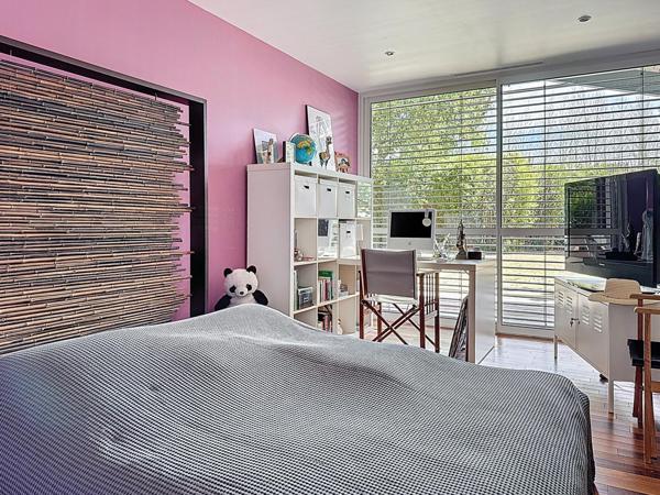 SAINT-LYS - Maison d’architecte 208 m2, baignée de lumière dans un cadre verdoyant