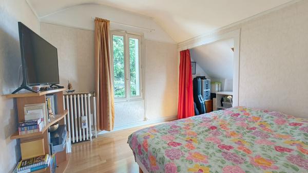 Maison meulière Ermont 4 pièce(s) 2 chambres + sous-sol et double garage