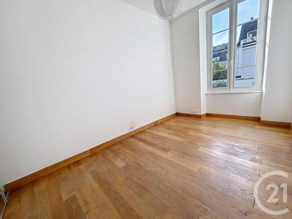Appartement T6 à vendre  6 pièces - 110,48 m2 QUIMPER - 29