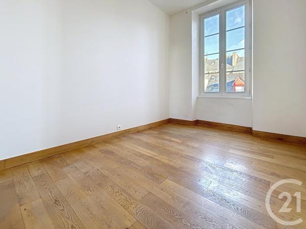 Appartement T6 à vendre  6 pièces - 110,48 m2 QUIMPER - 29