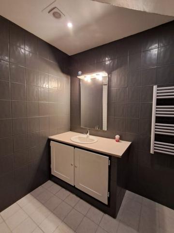 T2 Uzel 55 m²