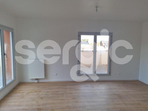 Location 3 Pieces 65 80000 Amiens 25 1559 01 0038