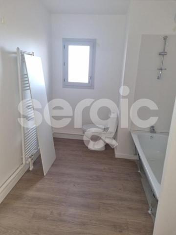 Location 3 Pieces 65 80000 Amiens 25 1559 01 0038