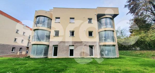 Location 3 Pieces 65 80000 Amiens 25 1559 01 0038