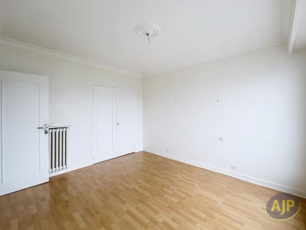 Appartement à vendre Nantes - 5 pièces, 118m² avec 3 chambre(s) à 399 000€ - AJP Immobilier Nantes Ouest
