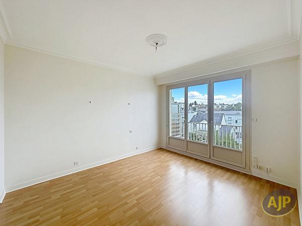 Appartement à vendre Nantes - 5 pièces, 118m² avec 3 chambre(s) à 399 000€ - AJP Immobilier Nantes Ouest