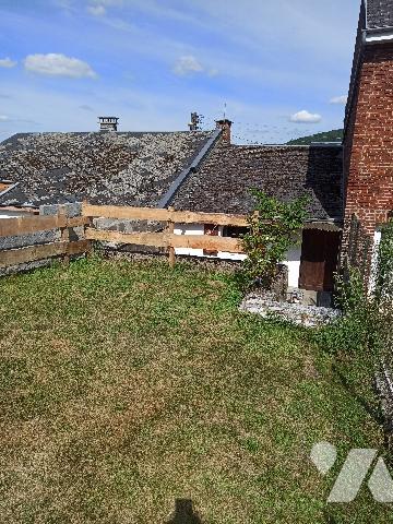 Une maison à usage d'habitation située à FUMAY (08170)