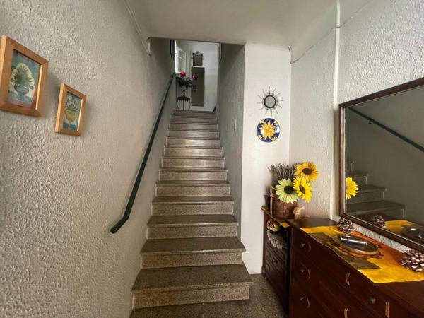 AVIGNON Ouest 500 m de la gare