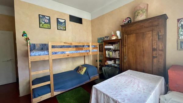 AVIGNON Ouest 500 m de la gare