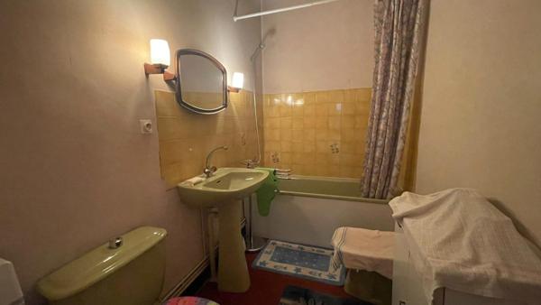 AVIGNON Ouest 500 m de la gare