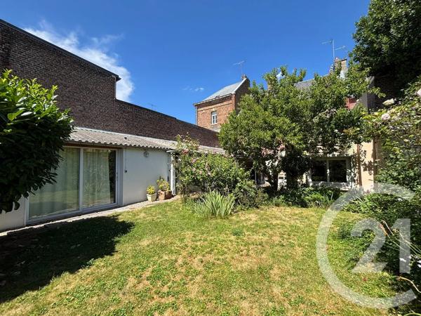 Maison à vendre  10 pièces - 247 m 2   AMIENS  - 80