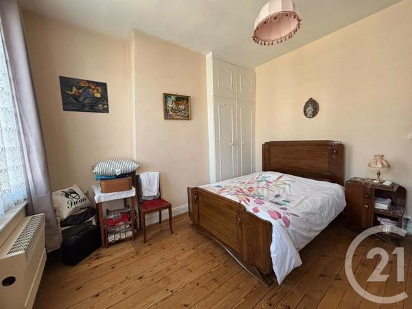 Maison à vendre  10 pièces - 247 m 2   AMIENS  - 80