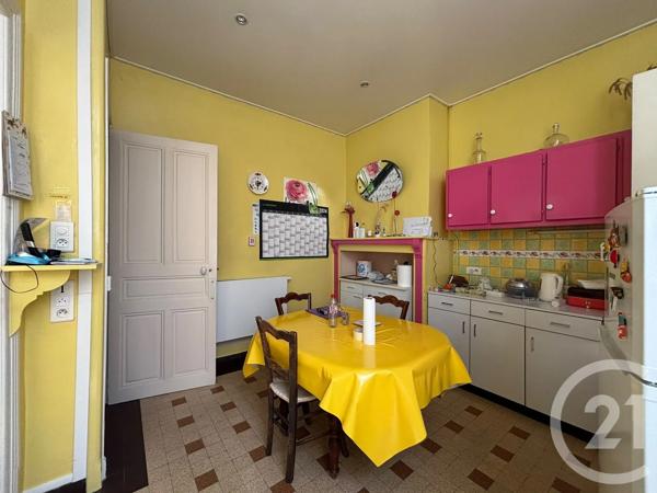 Maison à vendre  10 pièces - 247 m 2   AMIENS  - 80