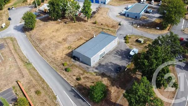 à vendre  301 m 2   CHABANAIS  - 16
