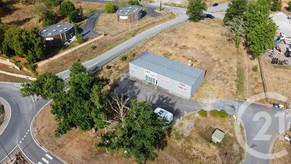 à vendre  301 m 2   CHABANAIS  - 16