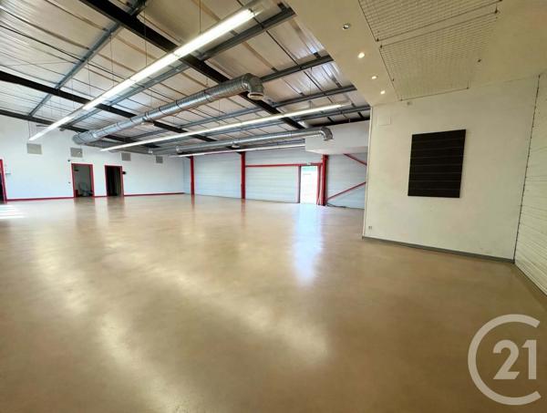 à vendre  301 m 2   CHABANAIS  - 16