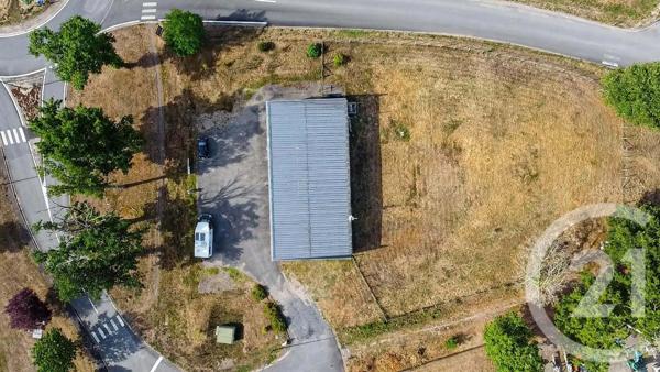 à vendre  301 m 2   CHABANAIS  - 16