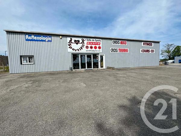 à vendre  301 m 2   CHABANAIS  - 16