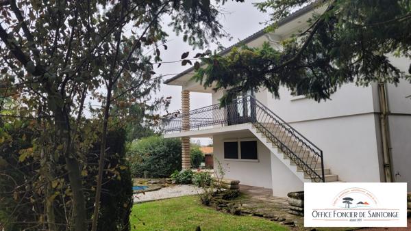 PROPRIETE 3 APPARTEMENTS AVEC PISCINE