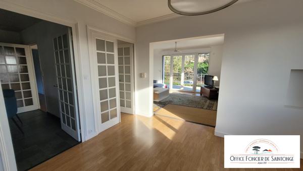 PROPRIETE 3 APPARTEMENTS AVEC PISCINE