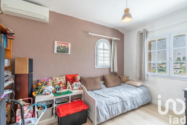 Maison à vendre 6 pièces 200 m² Cagnes-sur-Mer