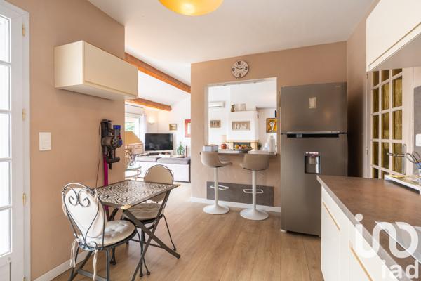 Maison à vendre 6 pièces 200 m² Cagnes-sur-Mer