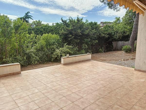 Appartement à vendre    4 pièces • 82,83 m2 Saint-Raphaël