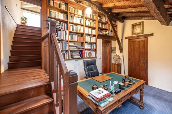Vente Maison de luxe Saint-Astier 23 Pièces 650 m²