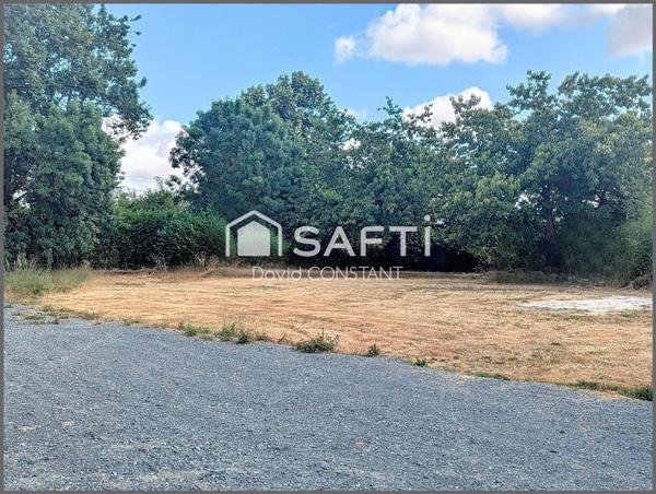 Grand Terrain à bâtir - Centre Bourg