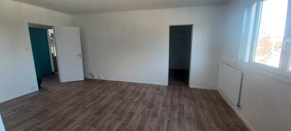 MIREUIL – 5 RUE CHARLES LEBRUN – LA ROCHELLE – APPARTEMENT LOGT 10 – T4 – 4ème ETAGE
