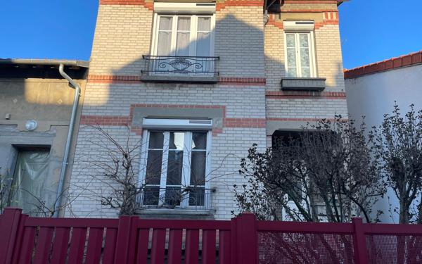 Maison à vendre    4 pièces •  Arcueil