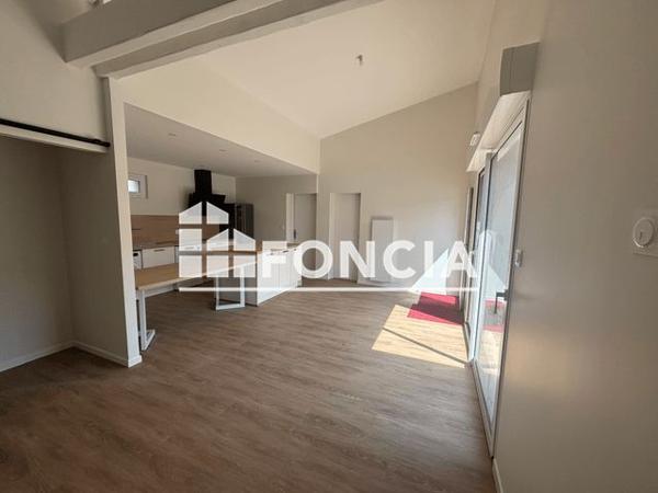 Location Maison 4 pièces 80 m² - 1 CHEMIN DE LA METAIRIE Graye-sur-mer 14470