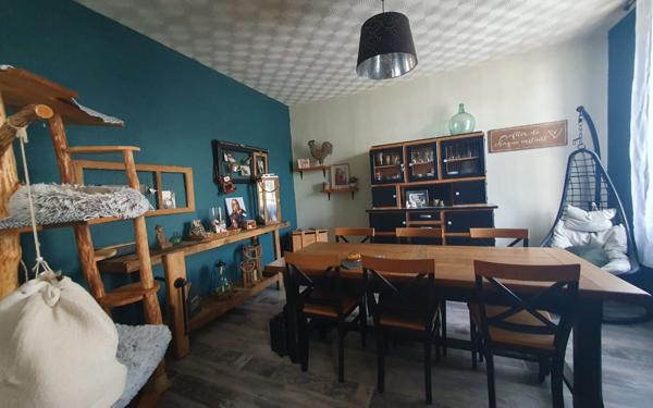 Appartement à vendre    3 pièces •  Bois-de-Champ