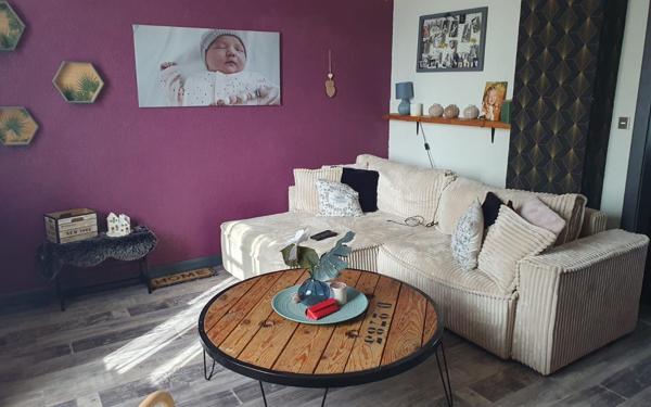 Appartement à vendre    3 pièces •  Bois-de-Champ