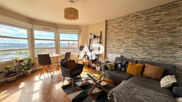 EXCLUSIVITÉ Appartement en rotonde avec vue panoramique sur Paris, balcon et parking à Montmorency CENTRE-VILLE 240 000 € **  - Référence  1694