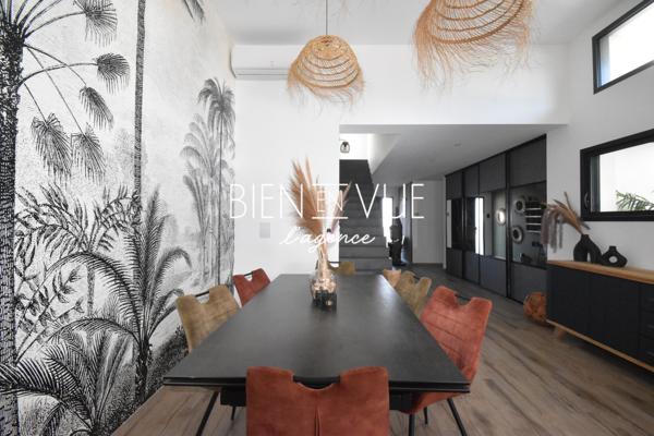 Villa 7 pièce(s) 4 chambre(s) 200 m²