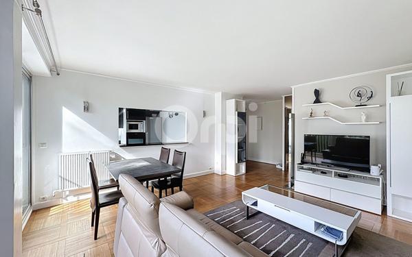 Appartement à vendre    4 pièces • 84,57 m2 Fontenay-sous-Bois