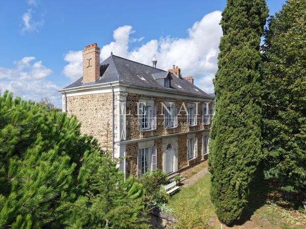 Ravissante maison de maître du XIXe à vendre en Haut-Anjou