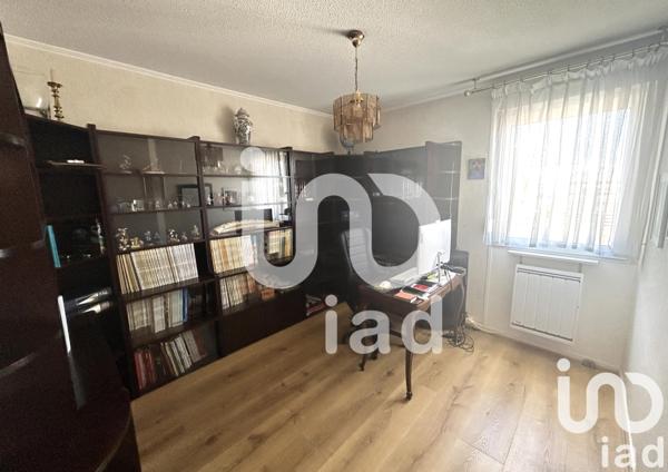 Appartement à vendre 4 pièces 78 m² Nîmes-Saint-Césaire