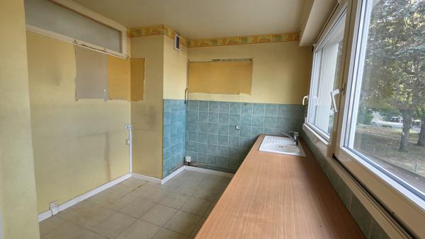 2 Pièces de 51m² Proche Métro université - facultés et commerces de proximité
