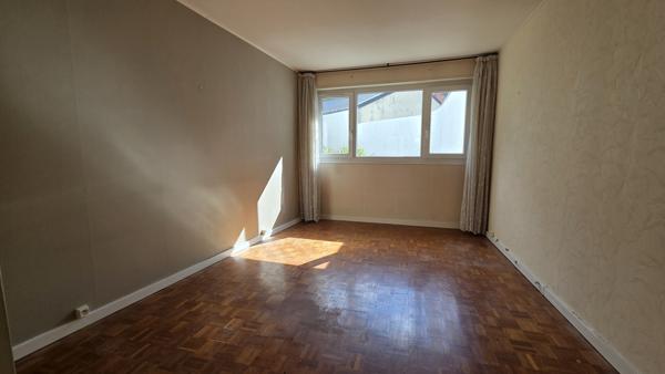 2 Pièces de 51m² Proche Métro université - facultés et commerces de proximité