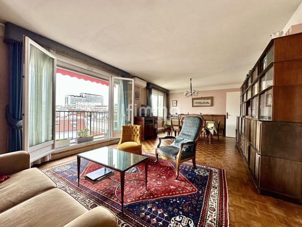 Bas Montreuil- Appartement 4P 3CH- 103M2+Balcon- Cave & Box