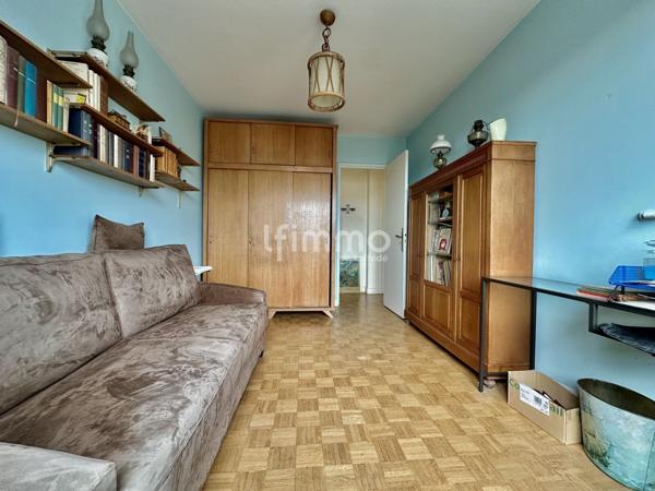 Bas Montreuil- Appartement 4P 3CH- 103M2+Balcon- Cave & Box